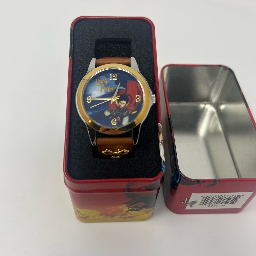 HARRY POTTER AND THE GOBLET OF FIRE Wrist Watch W/ Case 2005 NEW